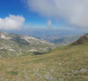 During the climb, a cloud still clung to the top of the mountain