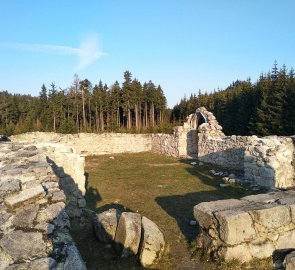 Ruiny kostela sv. Mikuláše