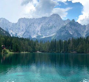 Jezero Lago di Inferiore a Mangart