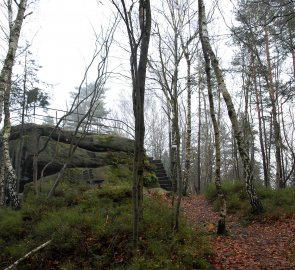 Nejvyšší bod Jičínské pahorkatiny - hora Sokol 562 m n. m.