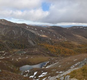 Mountain lakes below Mount Bretthöhe