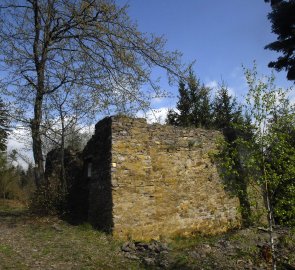 Zbytky rozhledny hraběte Walderode