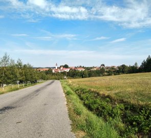 Silnice z Radostína nad Oslavou