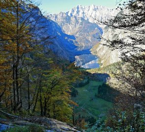 Výhled z chodníku na Wasseralm v národním parku Berchtesgaden