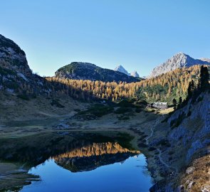 Funtensee a  Kärlingerhaus v národním parku Berchtesgaden