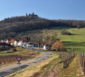 Obec Klentnice a Sirotčí hrádek