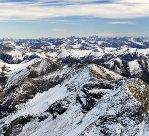 Pohled z vrcholu na Schladminské Taury a Dachstein