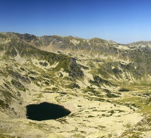 Hora Parangul Mare a jezero Rosiile