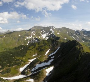 Pohled na pohoří Wölzské Taury