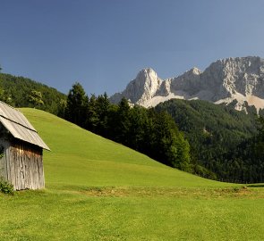 Pohoří Karavanky od vesnice Zell-Pfarre