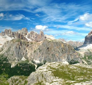 Horská skupnina Tofany v Dolomitech