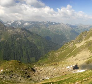 Pohled na Schladmingské Taury ze sedla Neualm Scharte