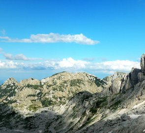 Hora Minin bogaz 2 387 m n. m. při sestupu z Bobotova kuku