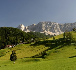 Pohoří Karavanky od vesnice Zell-Pfarre