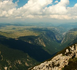 Sušica Canyon, it took us a long time to fight our way through the dense slash-and-burn forest