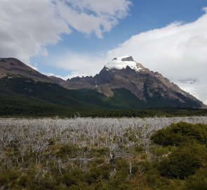 On the way to Lago Torre