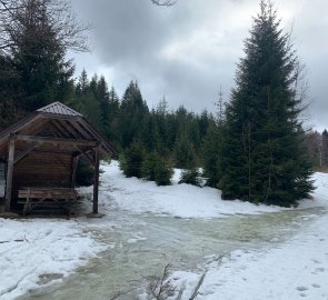 Shelter on the way to Prášil Lake