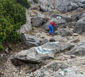 The path along the rocks to the ferrata