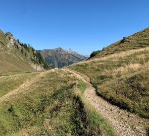 The path to the Präbichl saddle, with the Hochschwab mountains looming in the background