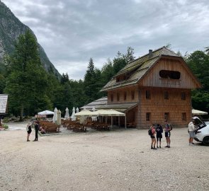 Parking near the cottage Koča pri Svici