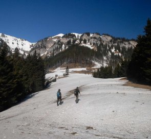 Sedlo Nasskamm mezi Raxalpe a Schneealpe