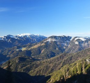 View of the neighbouring Veitsch Alpe