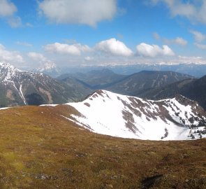 Panoramatický pohled z hřebene hory Schüttkogel