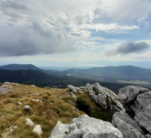 Vrchol hory Snježnik 1 505 m n.m.