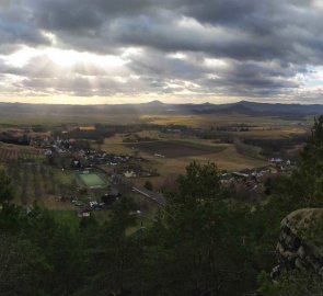 View of Ralská pahorkatina and Kokořínsko