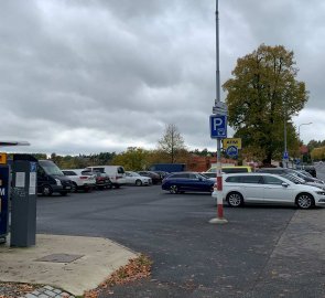 Parking in the village of Tisá