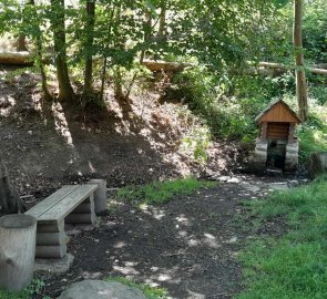 Mary's well, possibility to refill water