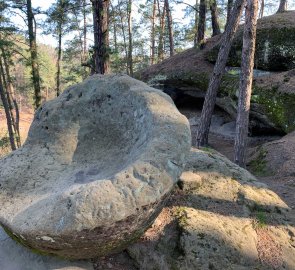 Sacrificial stone