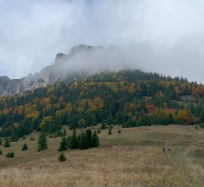 Pohled ze sedla na Velký Rozsutec