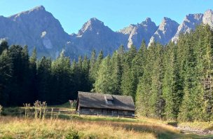 Circular hike to Mödringkogel and three other peaks