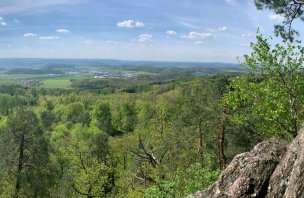 Spring trip to the lookout tower Babí lom