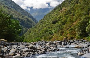 A hike in the Rio Unduavi valley near the village of Chaco