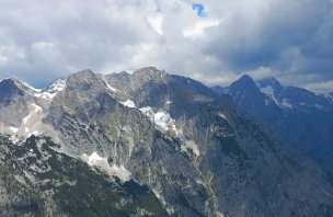 Trek in the southern part of the Totes Gebirge with ascent to the Almkogel