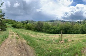 A trip with views to Pernštejn Castle in the Highlands