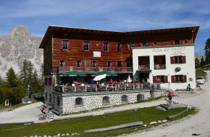 Rifugio Fanes