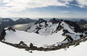 Výstup na Velkého Holanďana v oblasti norského Tromsø