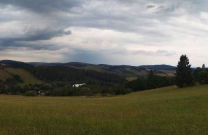 Jednoduchý výlet za Karafiátovými Broučky na kopec Kamenice